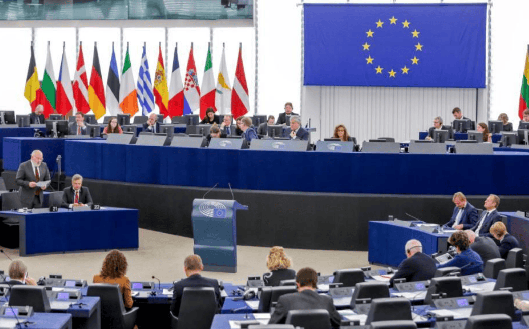 皇冠信用网登1
_西方33国抱团取暖皇冠信用网登1
,希望中国收回成命,不料中方迅速打响第二波反制!