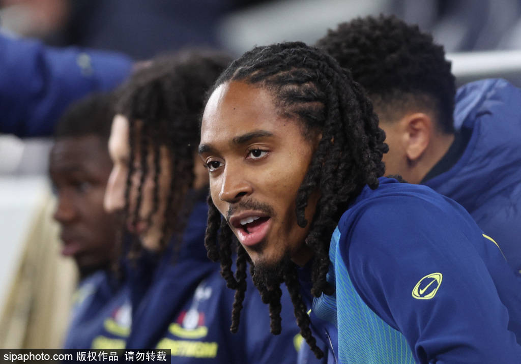 体育皇冠信用网
_费迪南德点评曼联2-2热刺：疯狂的15分钟体育皇冠信用网
，延续不败之路的背后