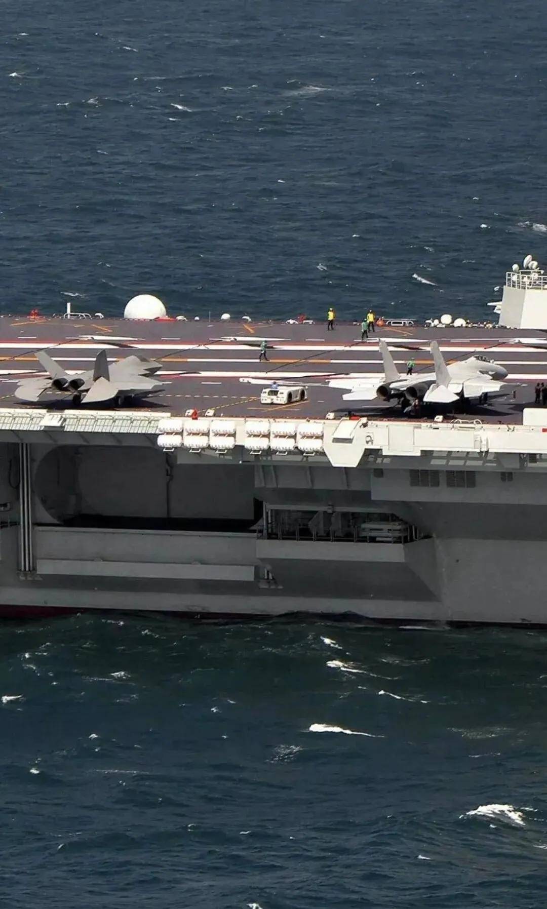 皇冠信用网会员
_“福建”舰惊现神秘设备:堂堂航空母舰皇冠信用网会员
,安装鱼雷发射管想干啥?