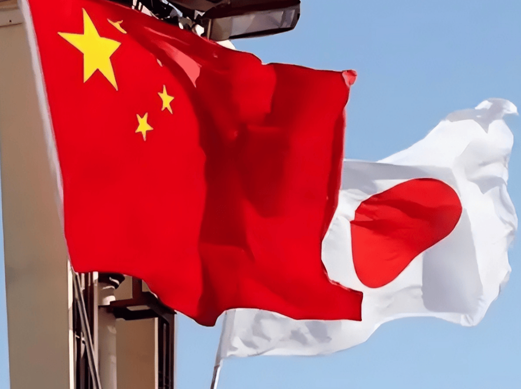 皇冠信用网出租足球
_想对中国复刻“珍珠港时刻”?日本有这个胆子皇冠信用网出租足球
,自卫队也没那个实力!