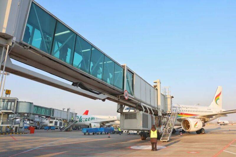 欧洲附加赛D组
_扬泰机场拉萨航线成功首航欧洲附加赛D组
,扬泰两市与雪域高原架起空中金桥