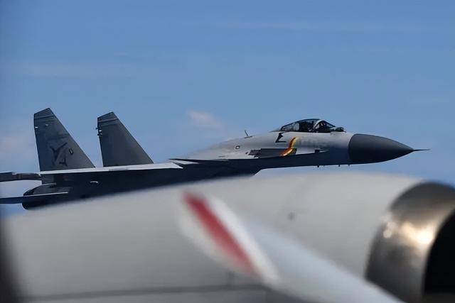 伊朗足球_日本控诉战机被歼15照射？若中方动真格伊朗足球，日军机连逃跑机会都没有