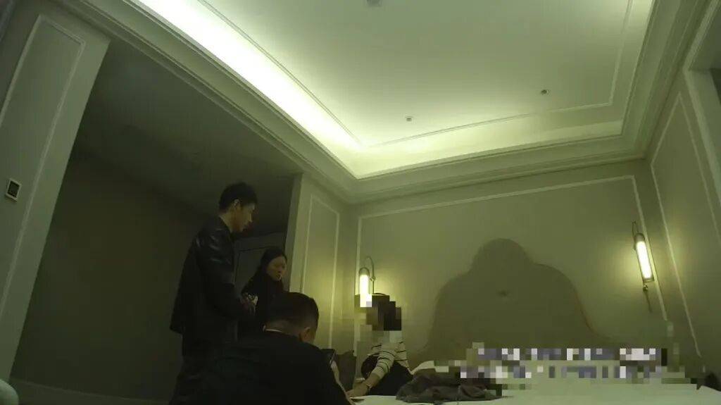 皇冠信用最新地址_轻信“军官男友”皇冠信用最新地址，女子先后寄出460万元的名表