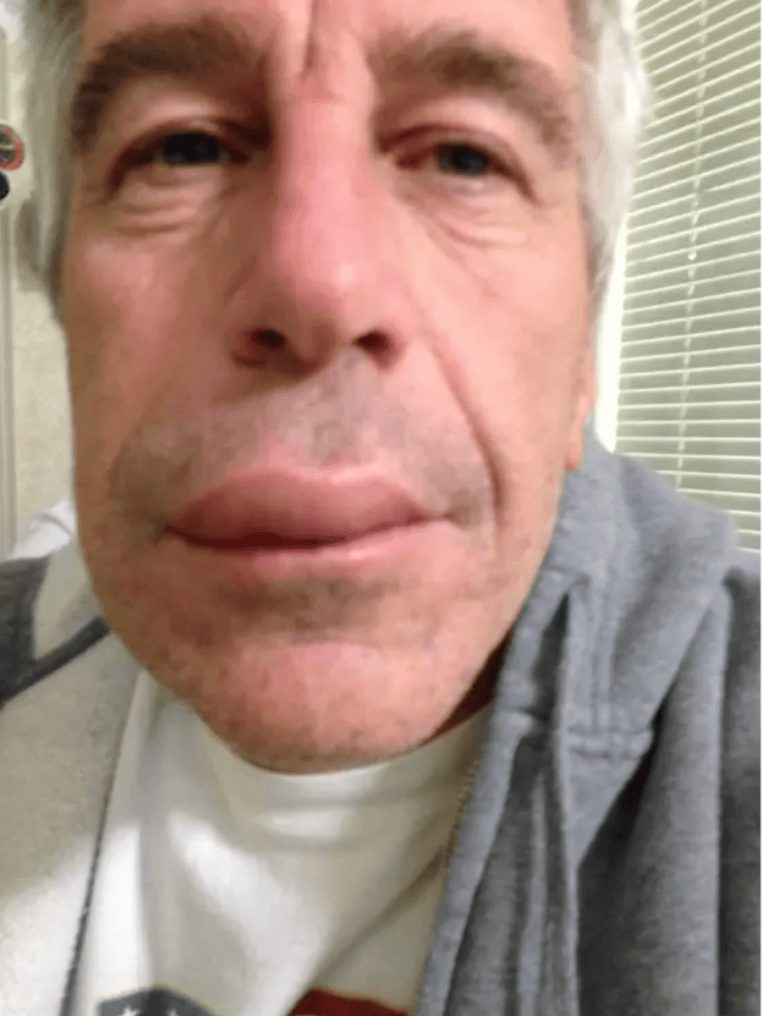 香港足球赛
_爱泼斯坦遗产管理团队交出的95000份影像资料部分曝光香港足球赛
,特朗普等政要出现其中