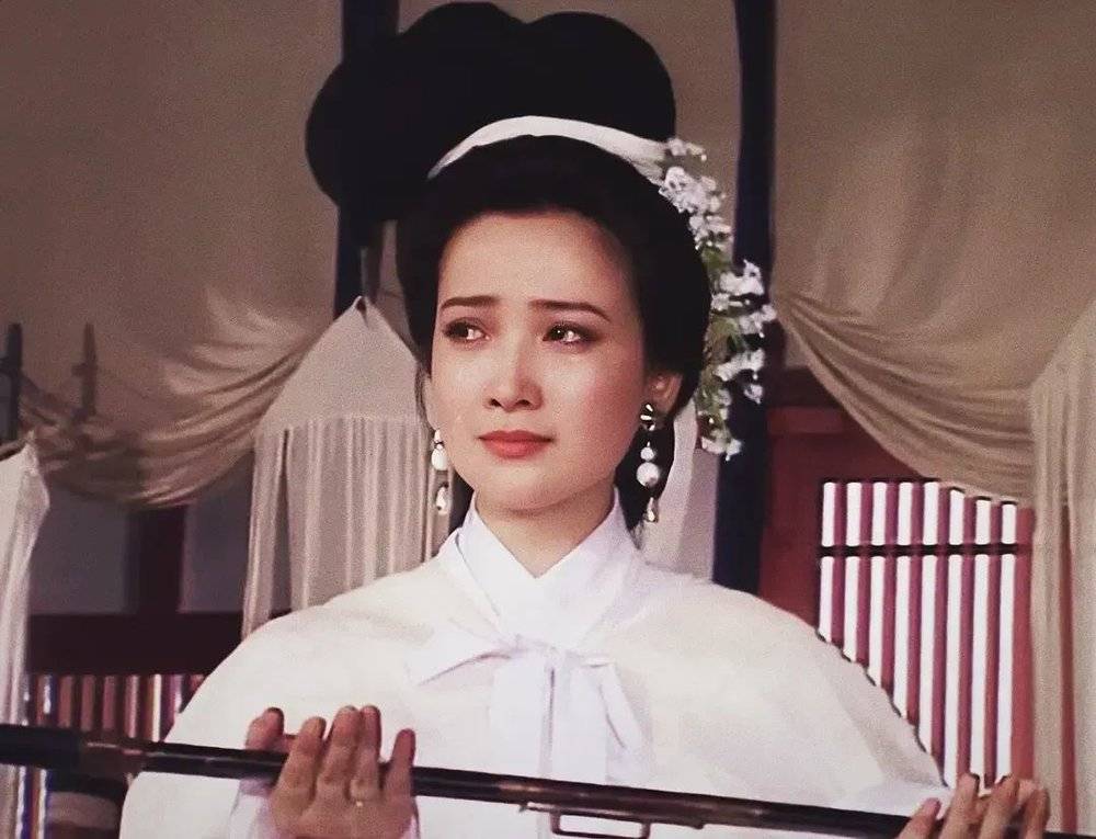 皇冠信用網出租_何晴去世：一代美人离去皇冠信用網出租，古今多少事，都付笑谈中