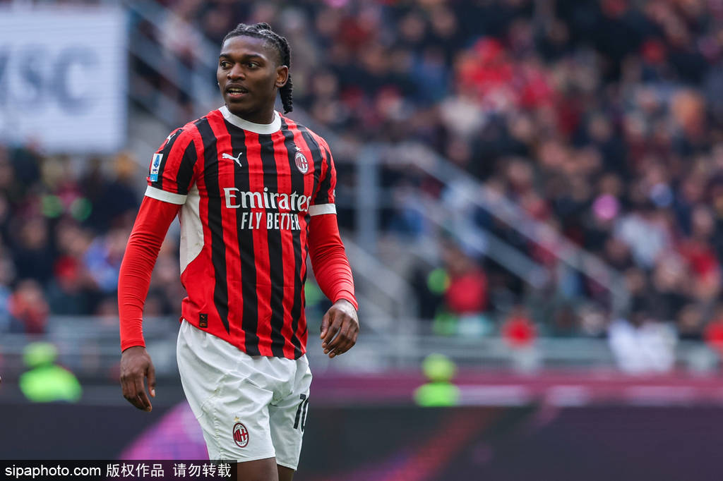 皇冠信用网会员开户_观战台：曼联恶战纽卡+切尔西火拼维拉 曼城冲八连胜