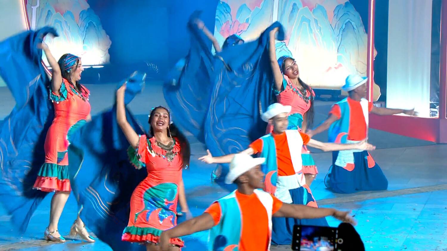 皇冠体育App下载_回眸2025：广东文化热点图鉴