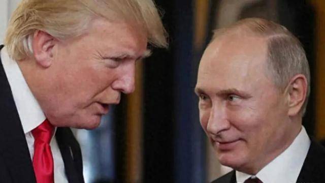 皇冠信用网押金多少_联合反美!俄潜艇为油轮护航皇冠信用网押金多少,猛烈轰炸美国工厂,中国向全球表态