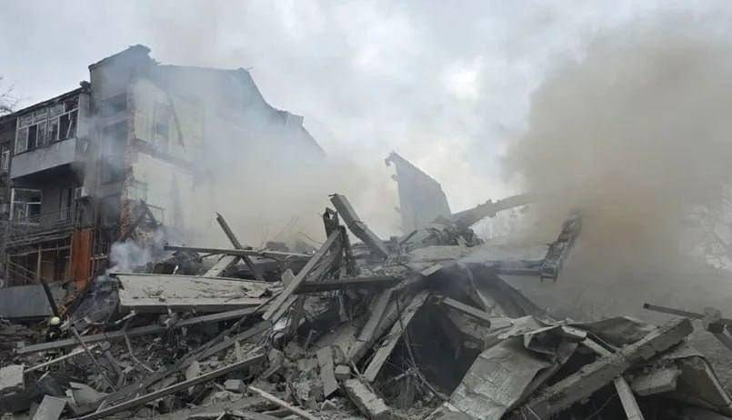 皇冠信用会员账号注册_斩首乌克兰高官皇冠信用会员账号注册，俄军图95升空被召回，发生了什么？基辅空战爆发