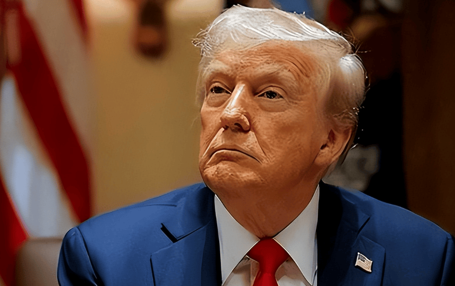 皇冠会员注册_9年来首次访问中国！一想起解放军的军容皇冠会员注册，特朗普忍不住发出赞叹